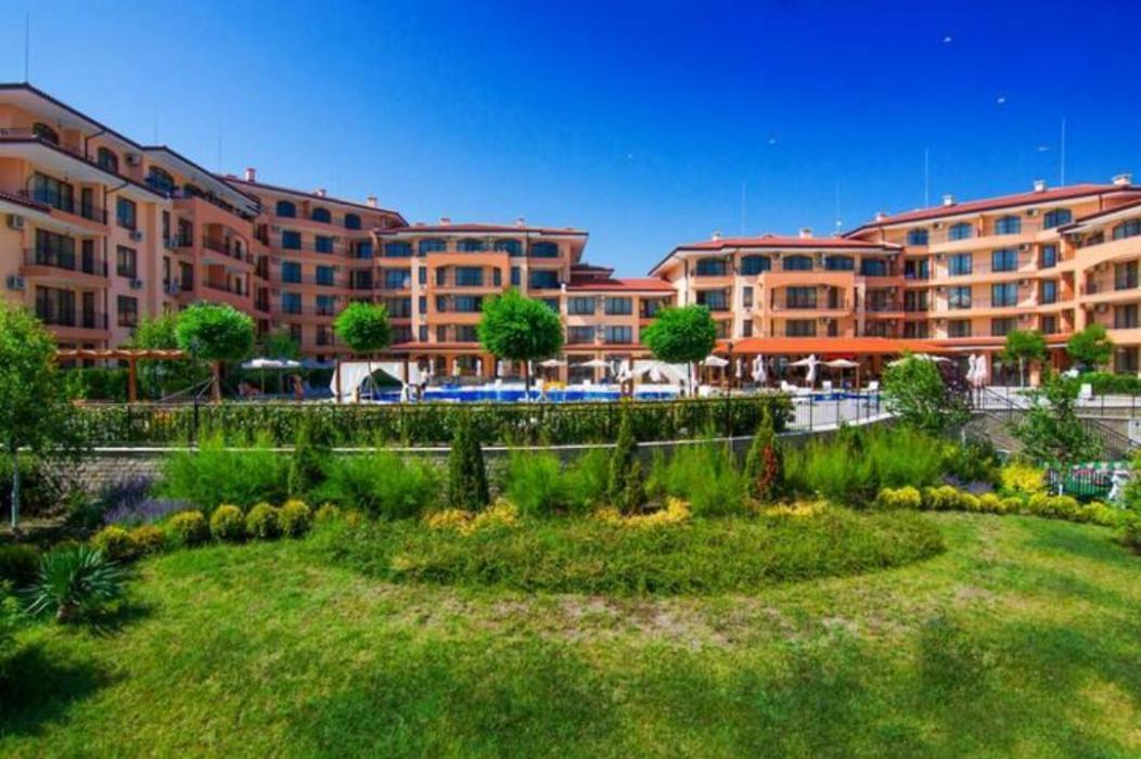 Sunny Star Dreams Condo W Prime Location, Pool, Sea View Свети Влас Екстериор снимка