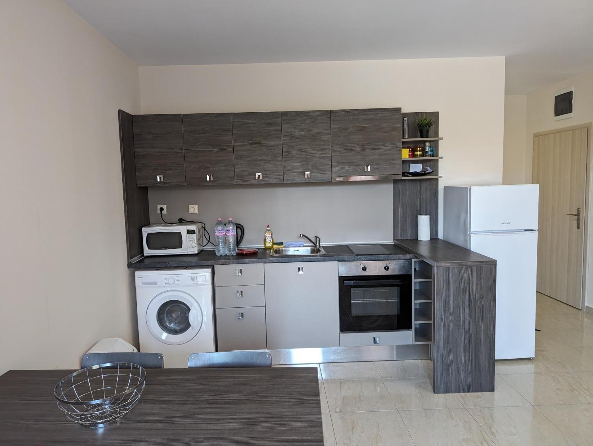 Sunny Star Dreams Condo W Prime Location, Pool, Sea View Свети Влас Екстериор снимка